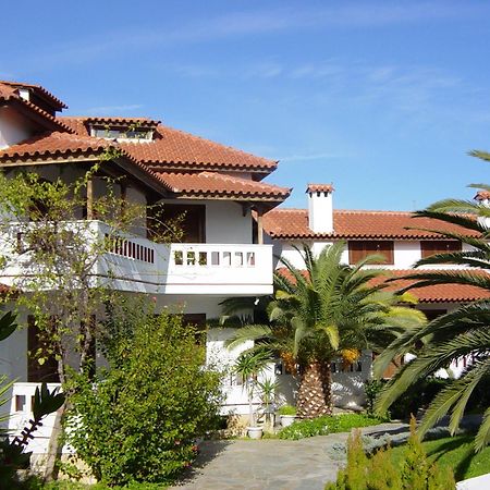 Candia House Exterior photo