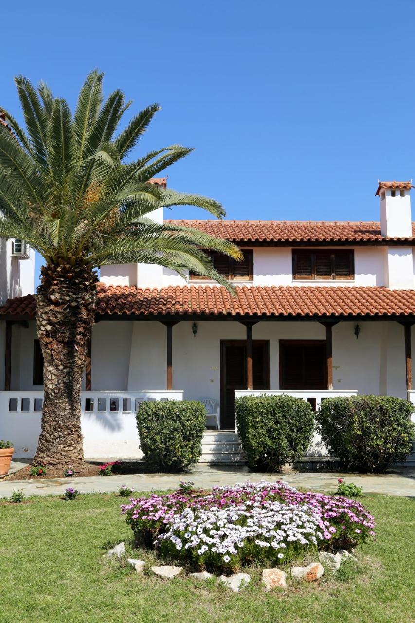 Candia House Exterior photo